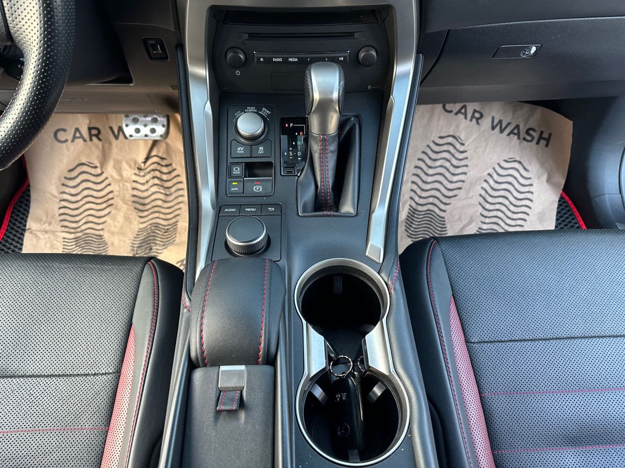 Lexus NX 300H 2015 — Миниатюра 12