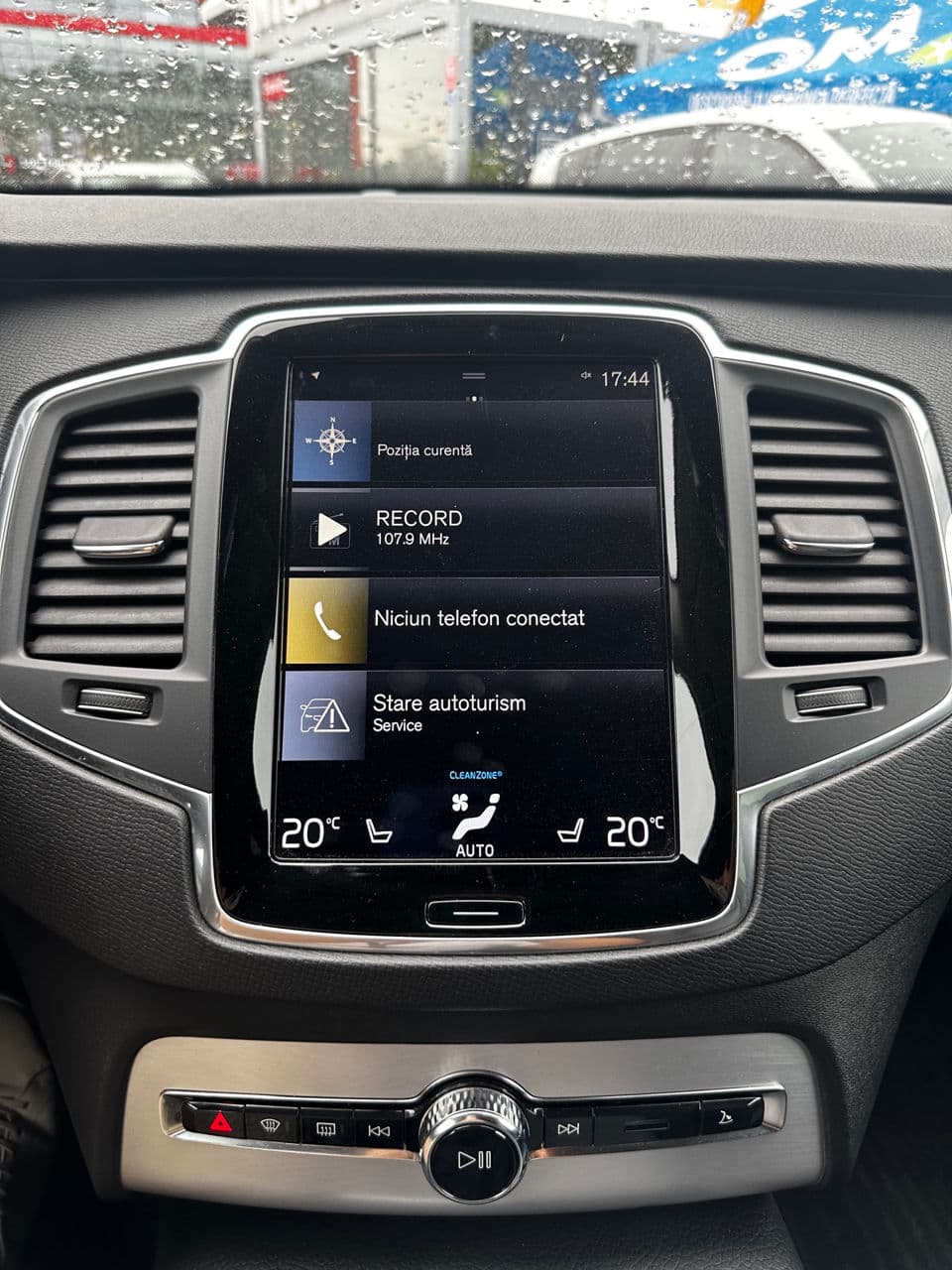 2017 Volvo XC 90 — Miniatură 8