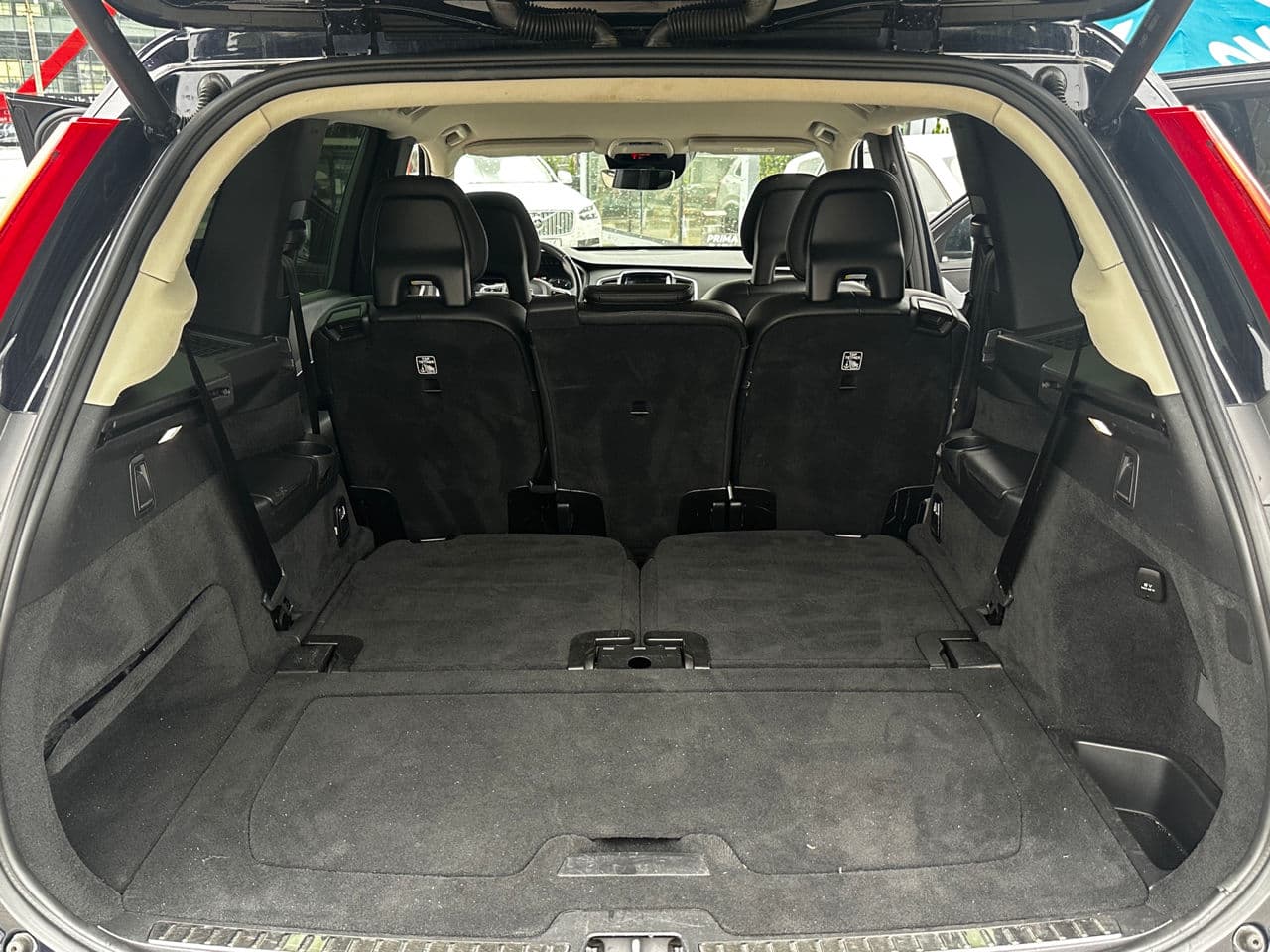 2017 Volvo XC 90 — Miniatură 22