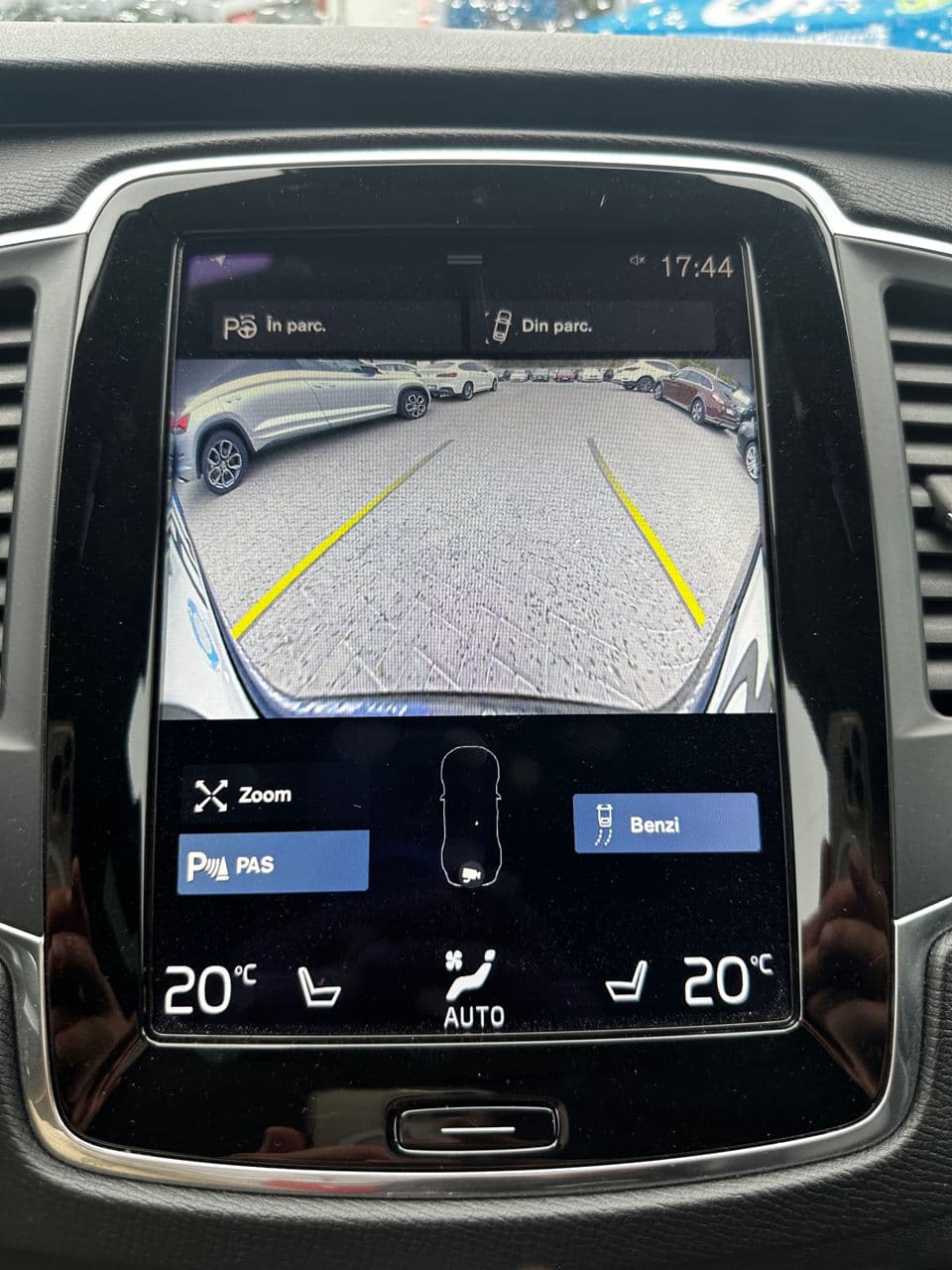 2017 Volvo XC 90 — Miniatură 9