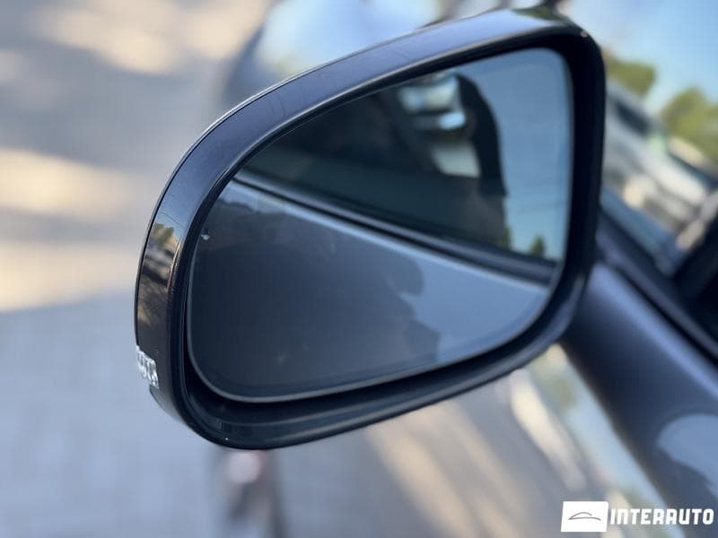 2018 Jaguar I-Pace — Miniatură 23