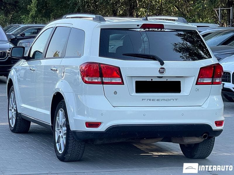 2013 Fiat Freemont — Miniatură 4