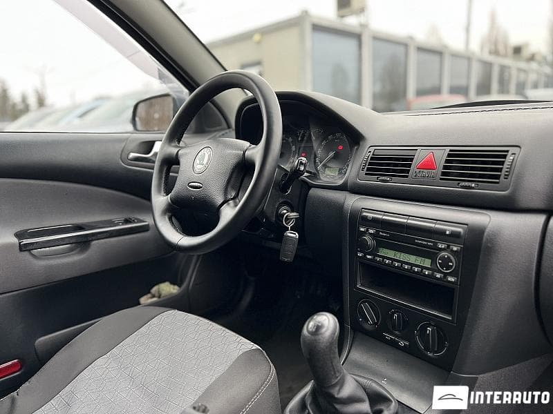 2006 Skoda Octavia — Miniatură 7