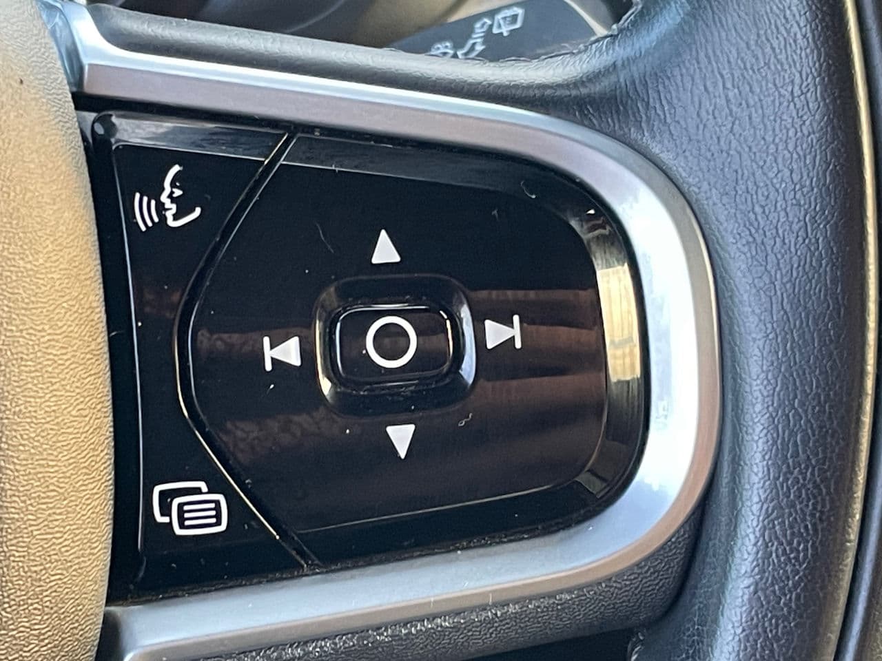 2018 Volvo XC 60 — Miniatură 10