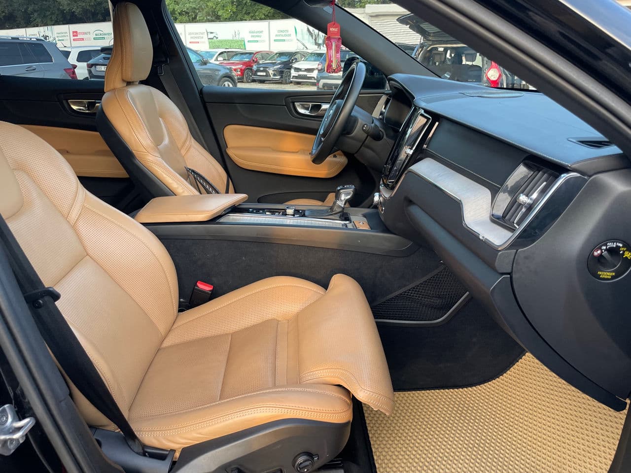 2018 Volvo XC 60 — Miniatură 17