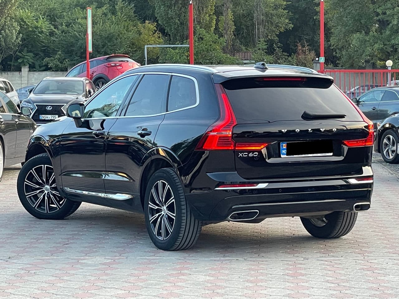 2018 Volvo XC 60 — Miniatură 2