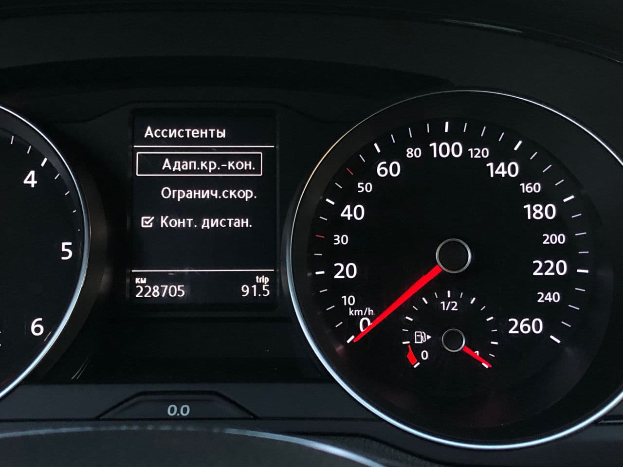 2019 Volkswagen Passat — Miniatură 11