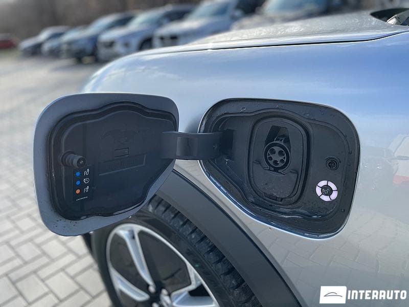 2021 Ford Mustang Mach-E — Miniatură 26