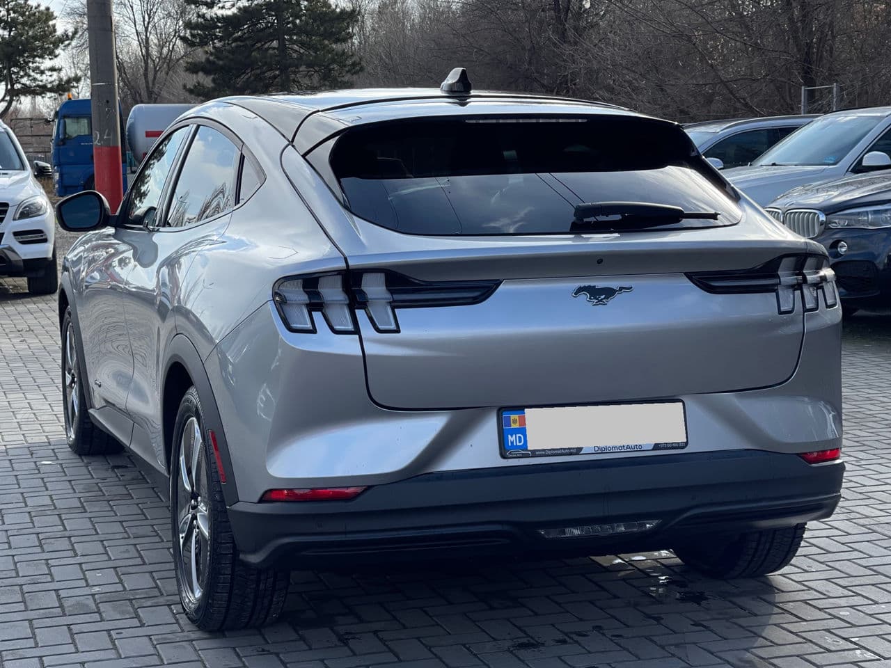 2021 Ford Mustang Mach-E — Miniatură 4