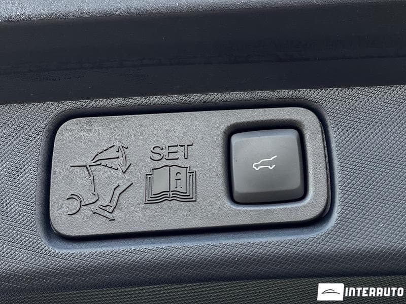 2021 Ford Mustang Mach-E — Miniatură 24