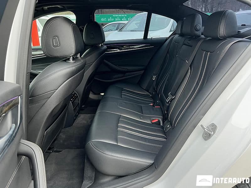 BMW 530e 2018 — Миниатюра 15