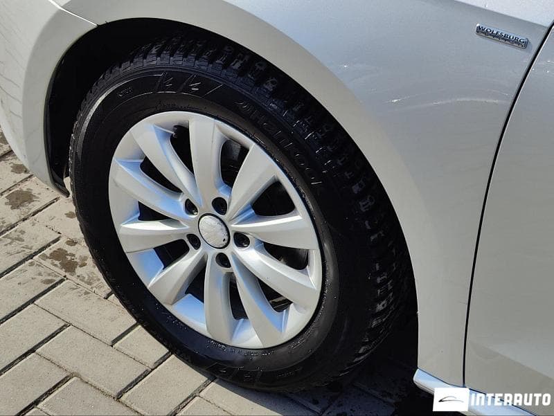 2015 Volkswagen Passat — Miniatură 17