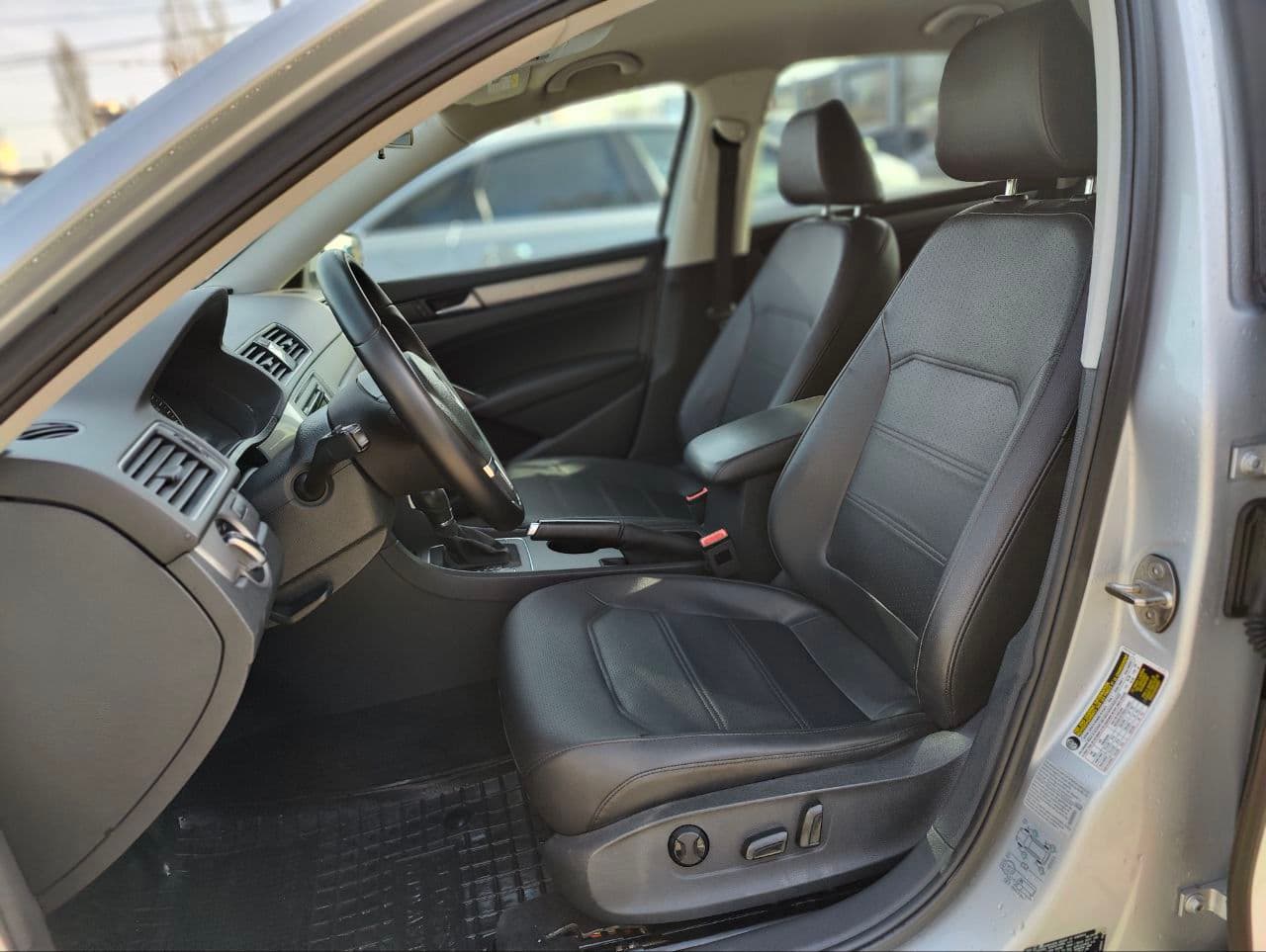 2015 Volkswagen Passat — Miniatură 5