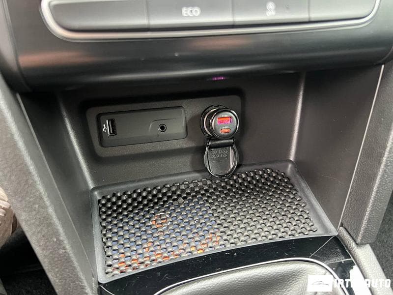 2019 Renault Megane — Miniatură 13