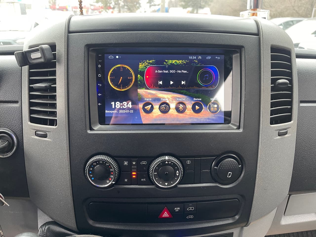Mercedes Sprinter 2014 — Миниатюра 14