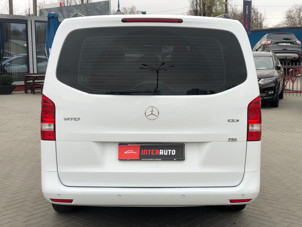 2016 Mercedes Vito — Miniatură 5