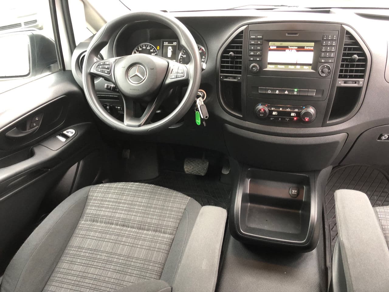 2016 Mercedes Vito — Miniatură 9