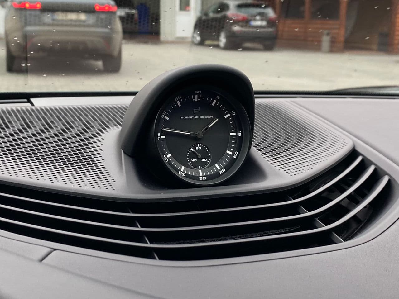 2021 Porsche Taycan Turbo S — Miniatură 15