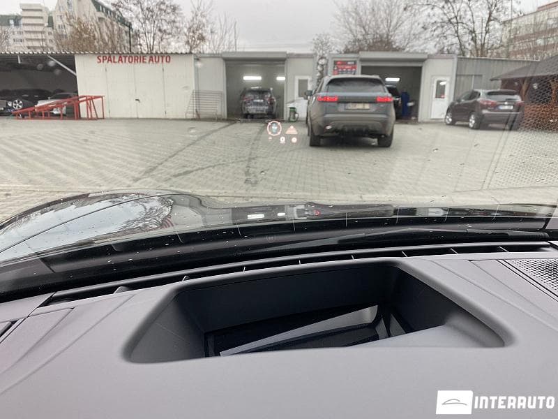 2021 Porsche Taycan Turbo S — Miniatură 14
