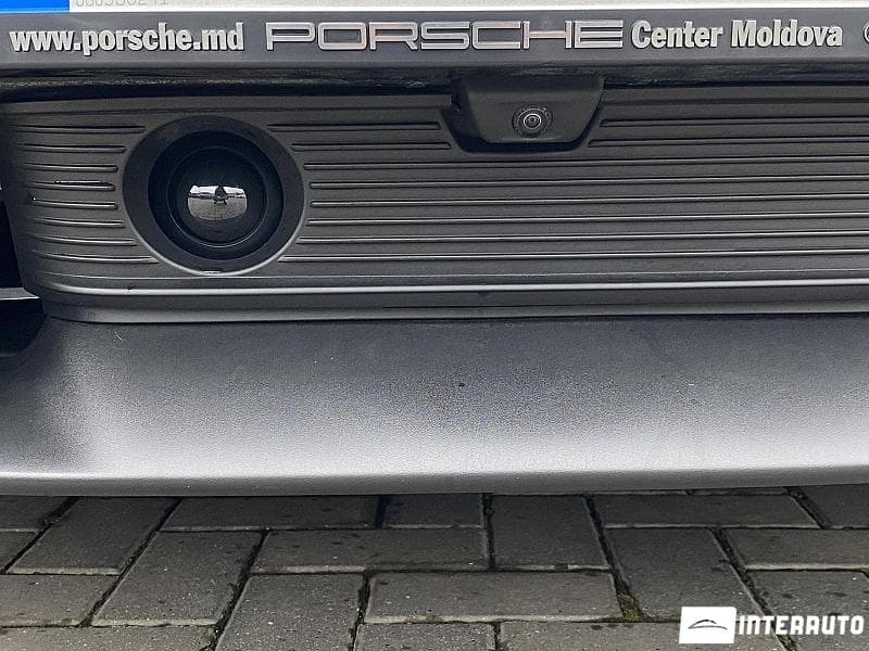 2021 Porsche Taycan Turbo S — Miniatură 5