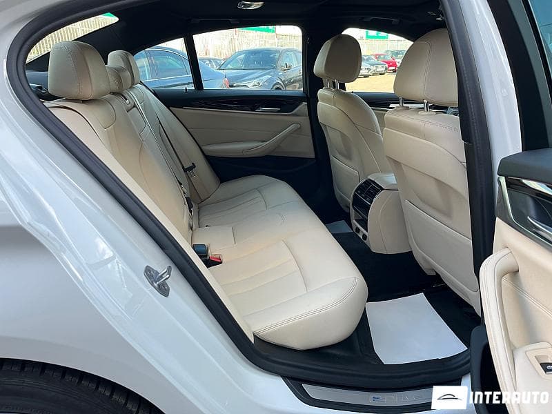 2018 BMW 530e — Miniatură 23