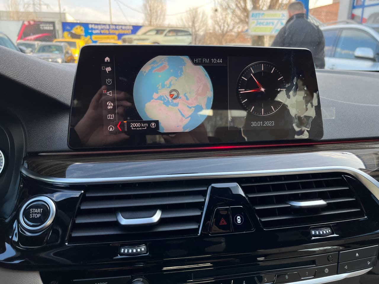 2018 BMW 530e — Miniatură 17