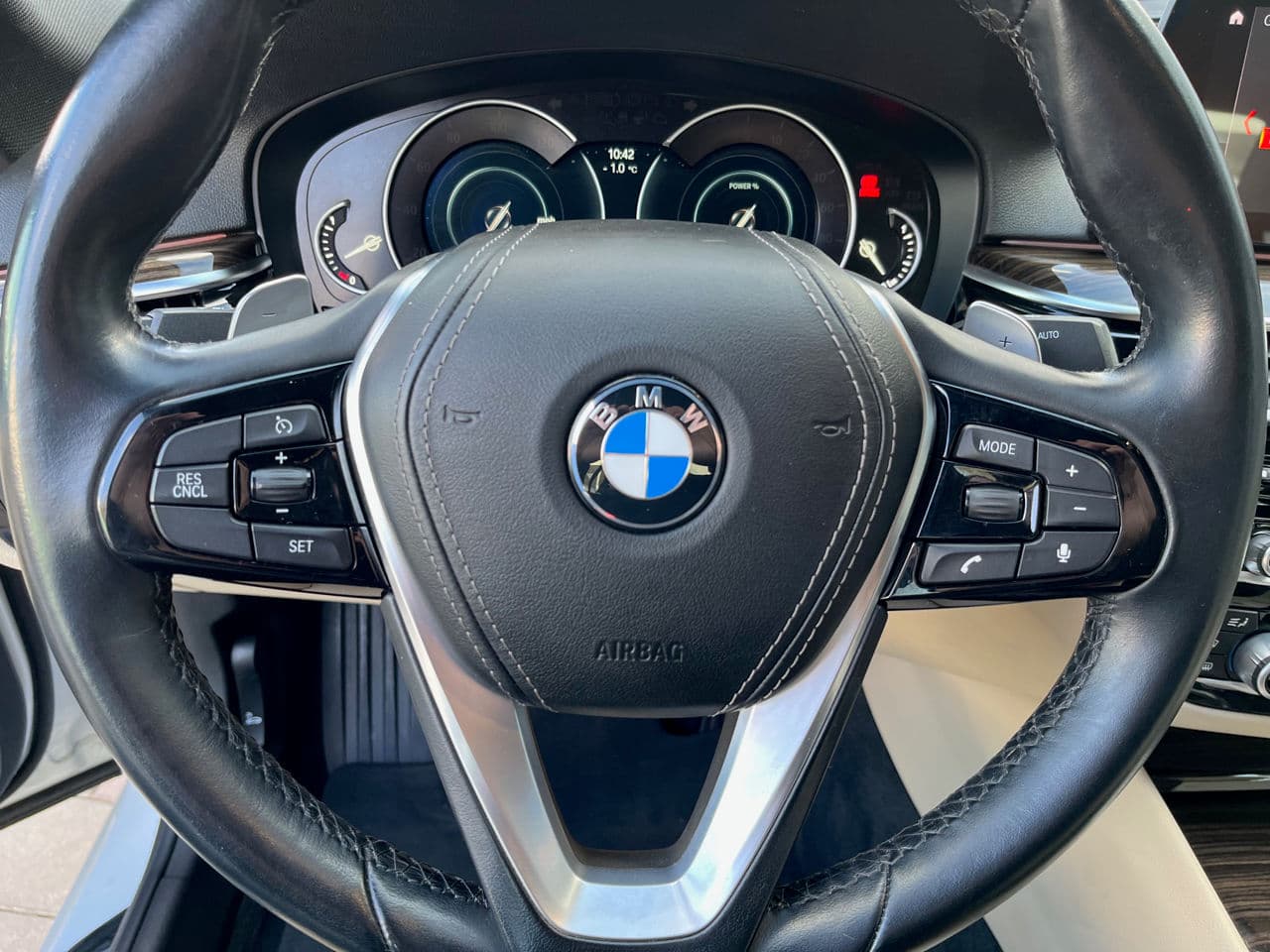 2018 BMW 530e — Miniatură 15