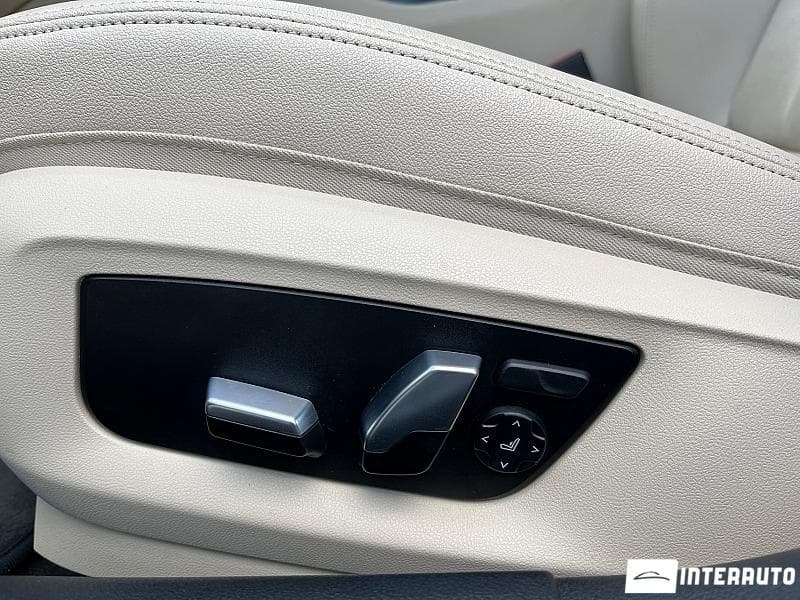 2018 BMW 530e — Miniatură 11