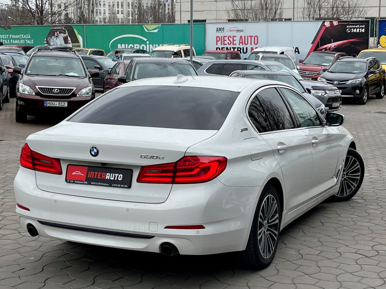 2018 BMW 530e — Miniatură 3