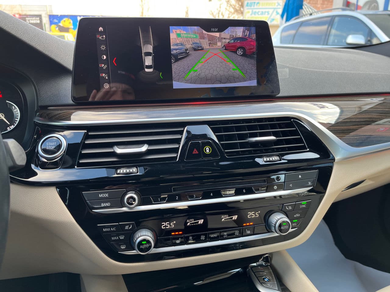 2018 BMW 530e — Miniatură 16