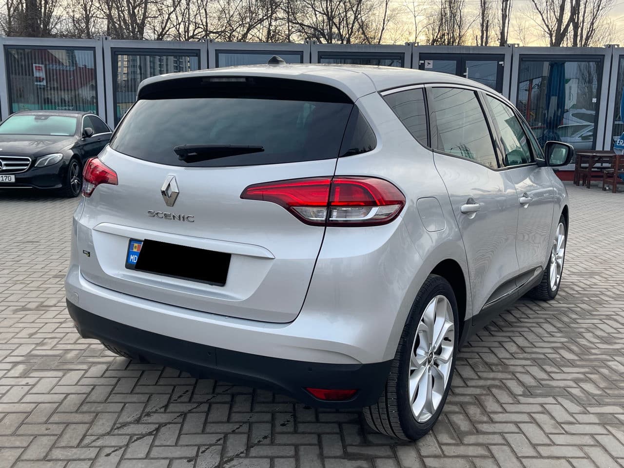 2019 Renault Scenic — Miniatură 3