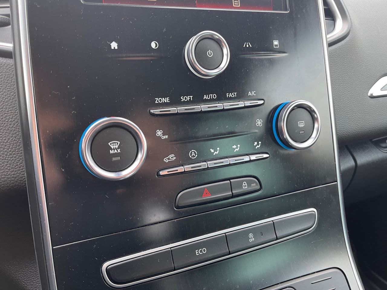 2019 Renault Scenic — Miniatură 12