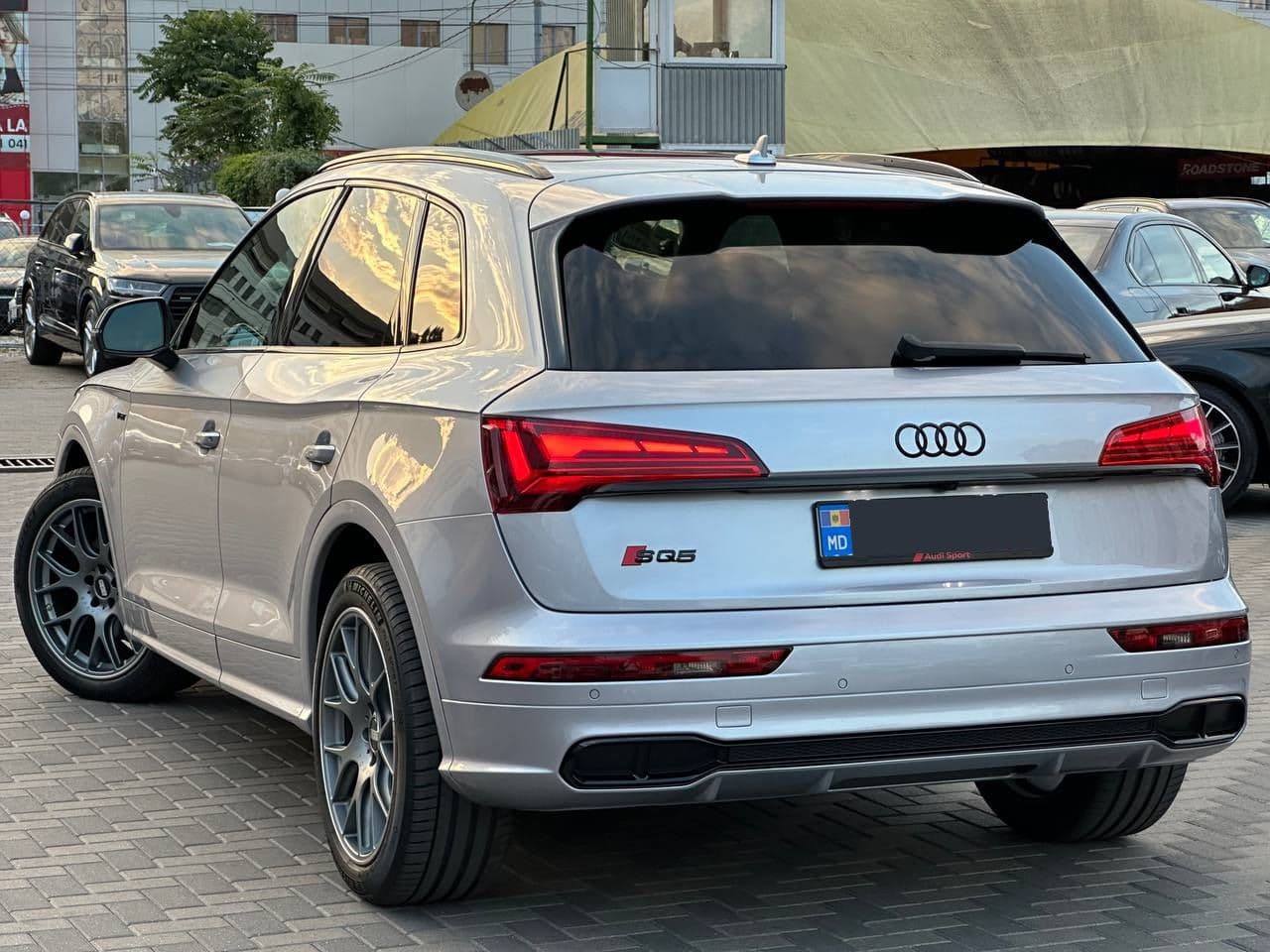 2017 Audi SQ5 — Miniatură 2
