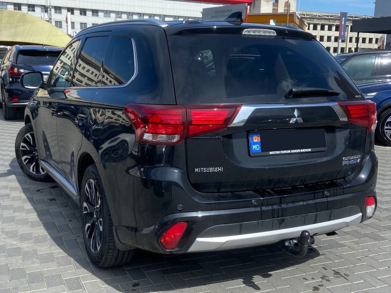 2015 Mitsubishi Outlander — Miniatură 3