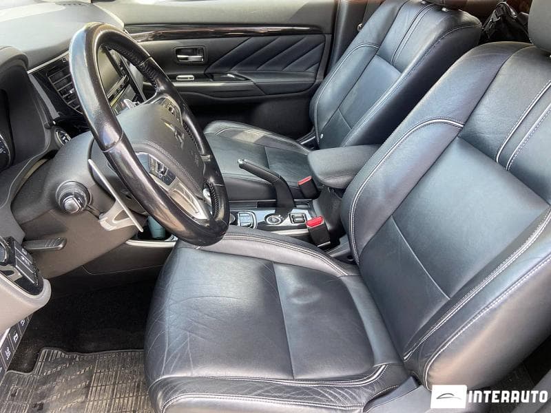 2015 Mitsubishi Outlander — Miniatură 6