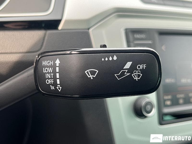 2015 Volkswagen Passat — Miniatură 12