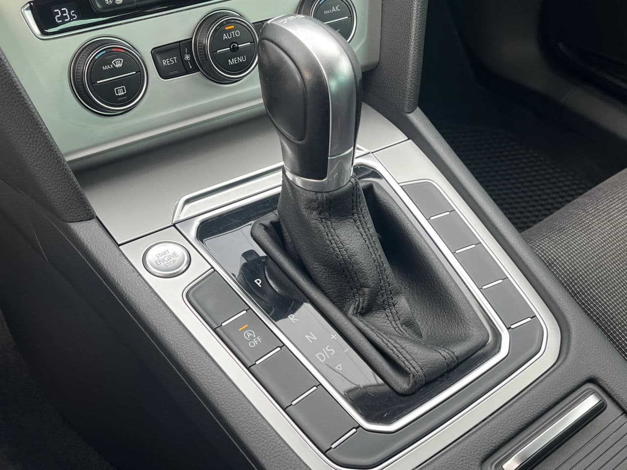 2015 Volkswagen Passat — Miniatură 8