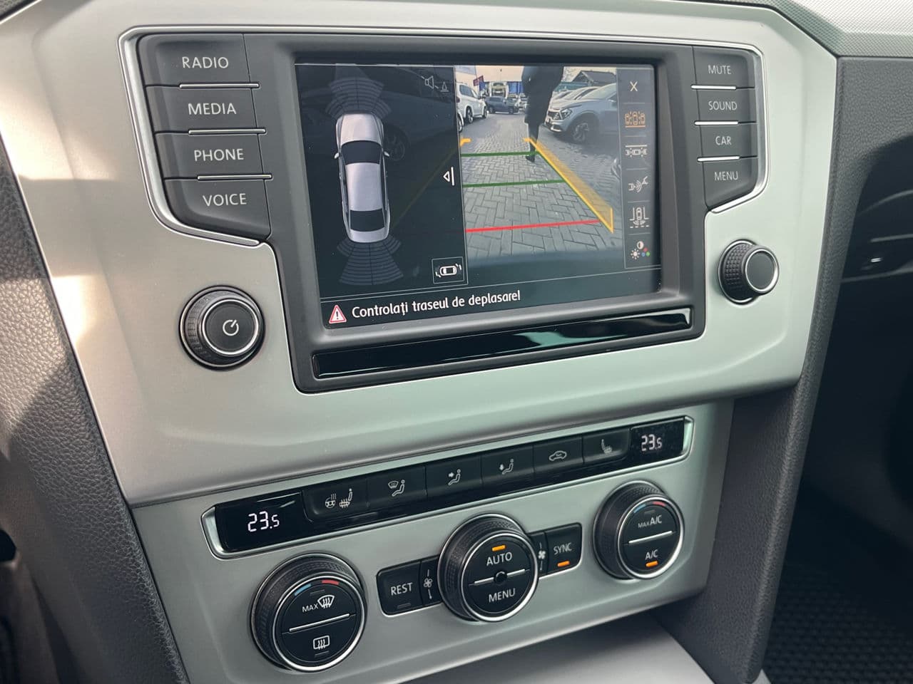 2015 Volkswagen Passat — Miniatură 6