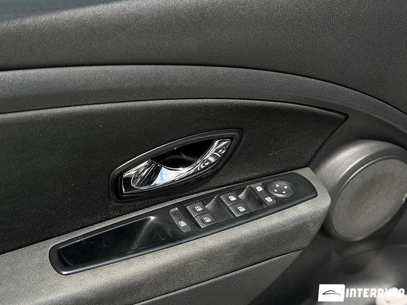 Renault Megane 2015 — Миниатюра 5