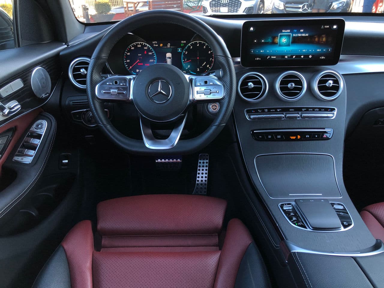 2020 Mercedes GLC 300 — Miniatură 11