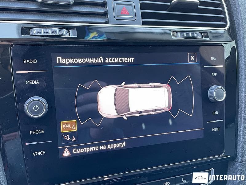 Volkswagen Golf 2018 — Миниатюра 9