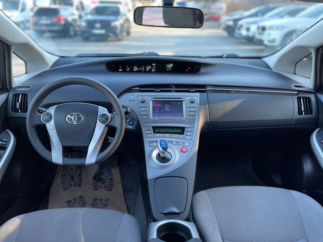 2015 Toyota Prius — Miniatură 10