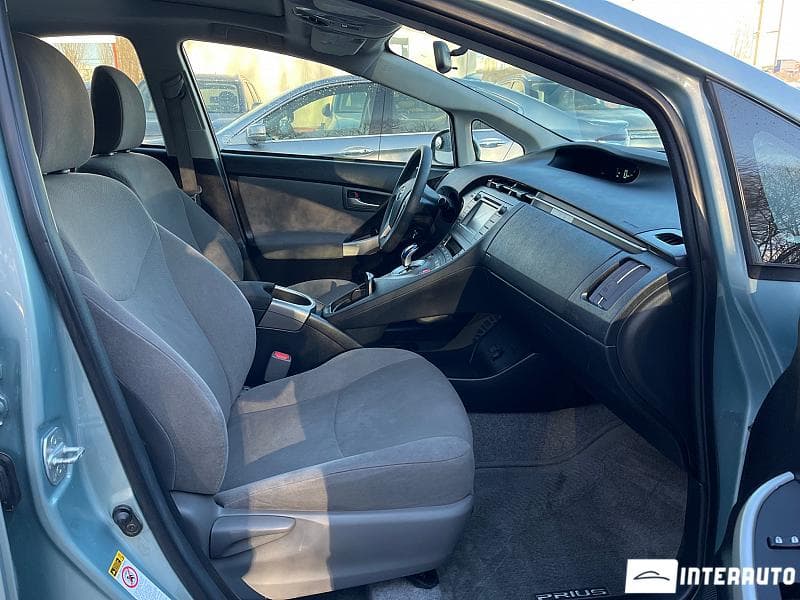 2015 Toyota Prius — Miniatură 17