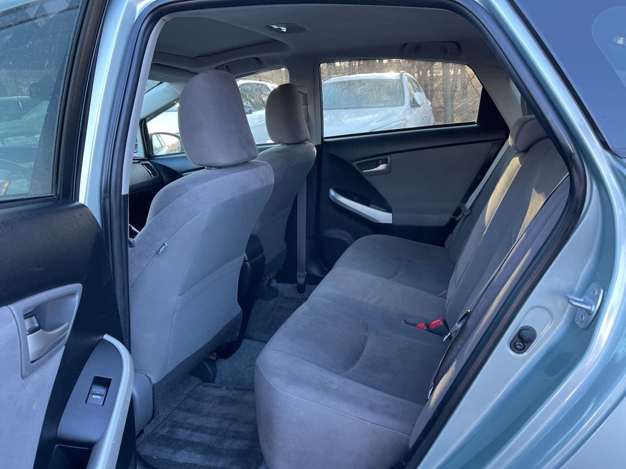 2015 Toyota Prius — Miniatură 19