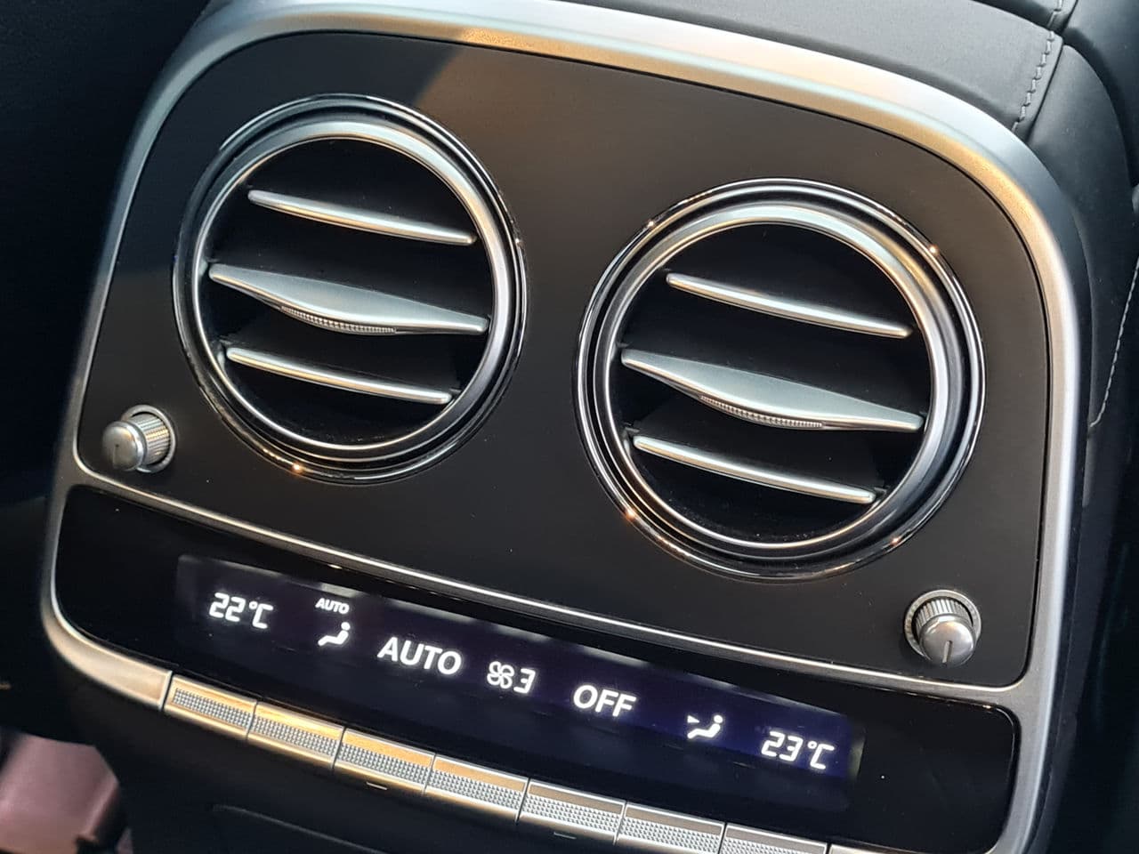 2018 Mercedes S 400 — Miniatură 24