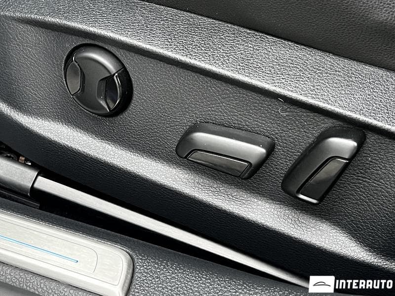 2015 Volkswagen Golf R — Miniatură 16