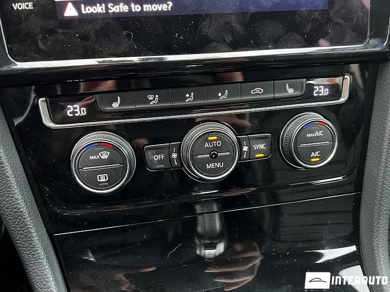 2015 Volkswagen Golf R — Miniatură 12