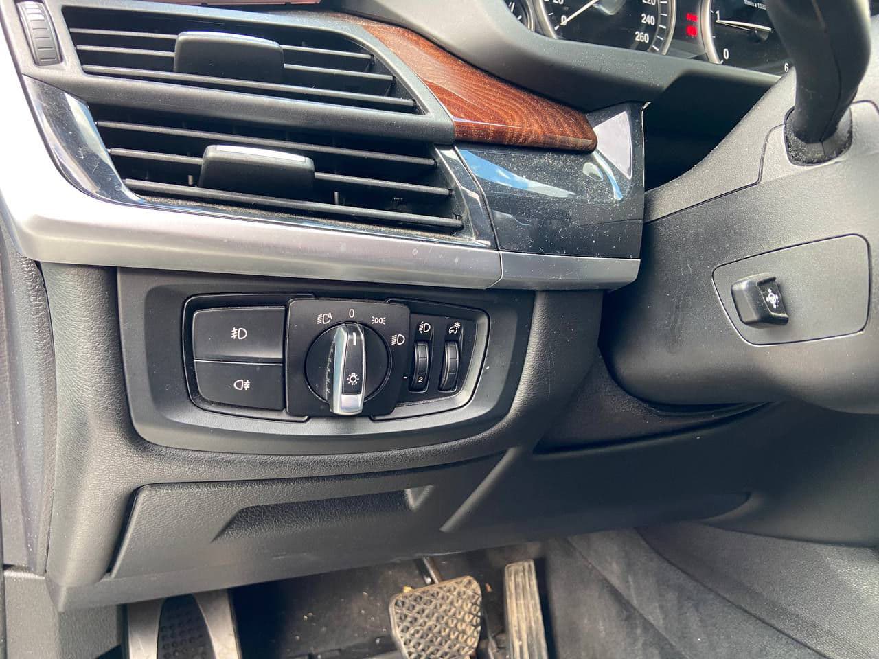BMW X5 2.5D 2014 — Миниатюра 8