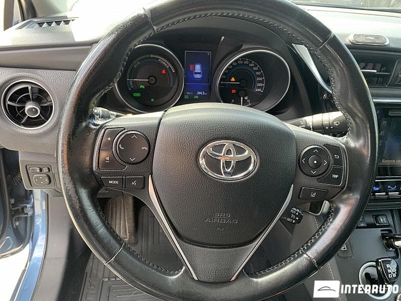 2015 Toyota Auris — Miniatură 8