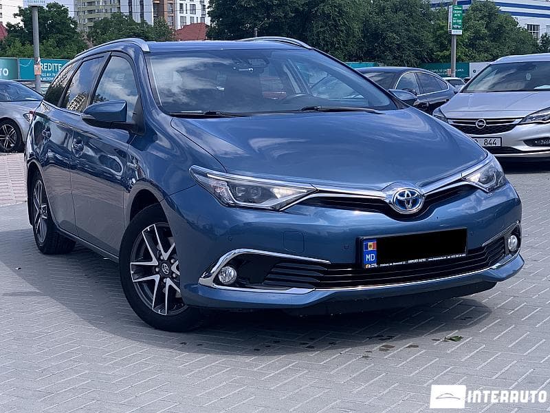 2015 Toyota Auris — Miniatură 4